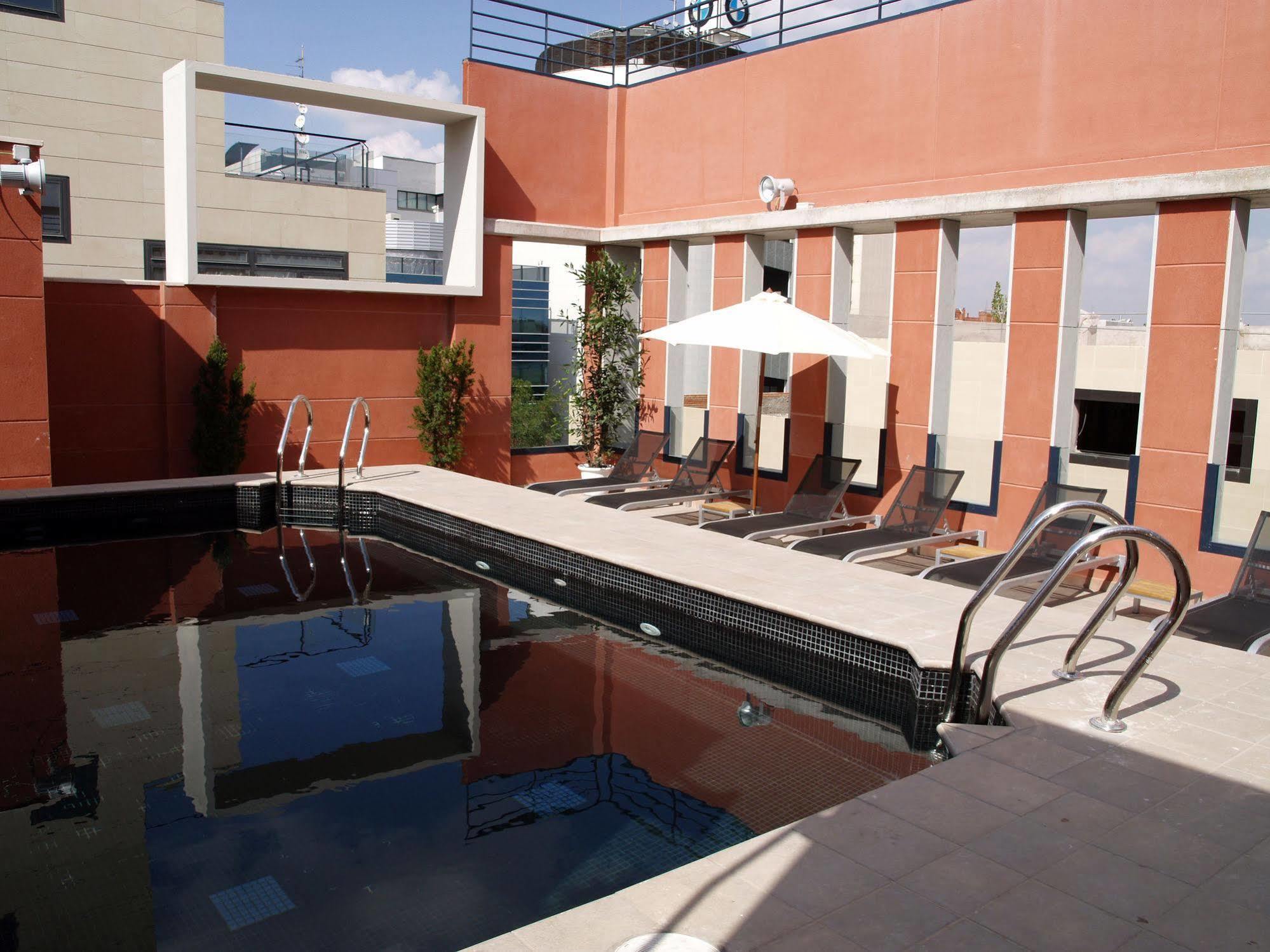 Eco Alcalá Suites Madrid Servizi foto